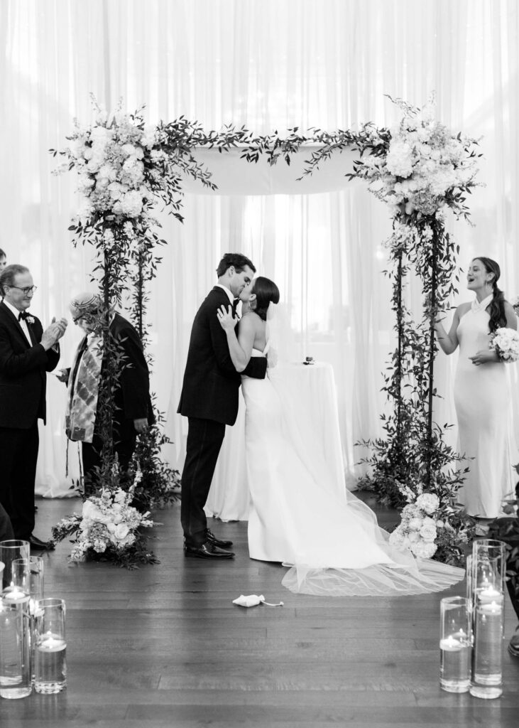 Jewish Wedding at Country Club of Birmingham by Birmingham AL Wedding Photographer