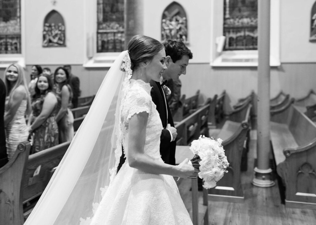 St. Paul's Cathedral wedding, from a Birmingham, al wedding photographer