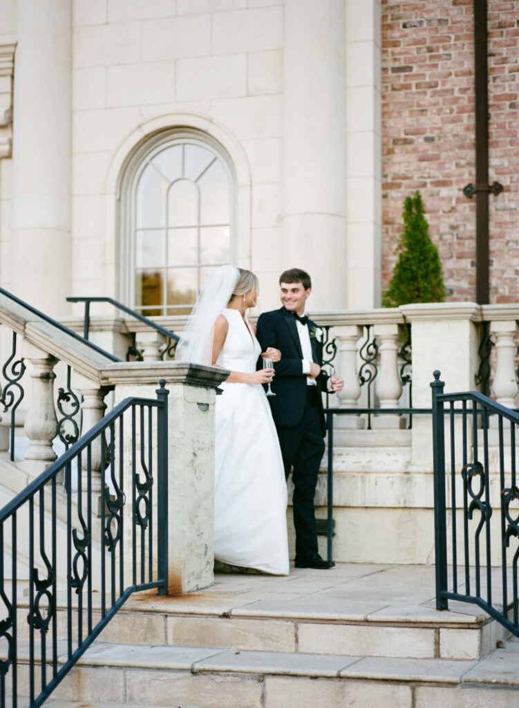 Wedding photos at Fountainview Mansion in Auburn, AL