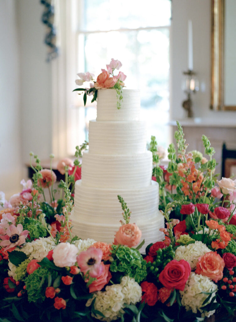 Cake meadow at a Wedding at The Colonnade House in Columbus, MS