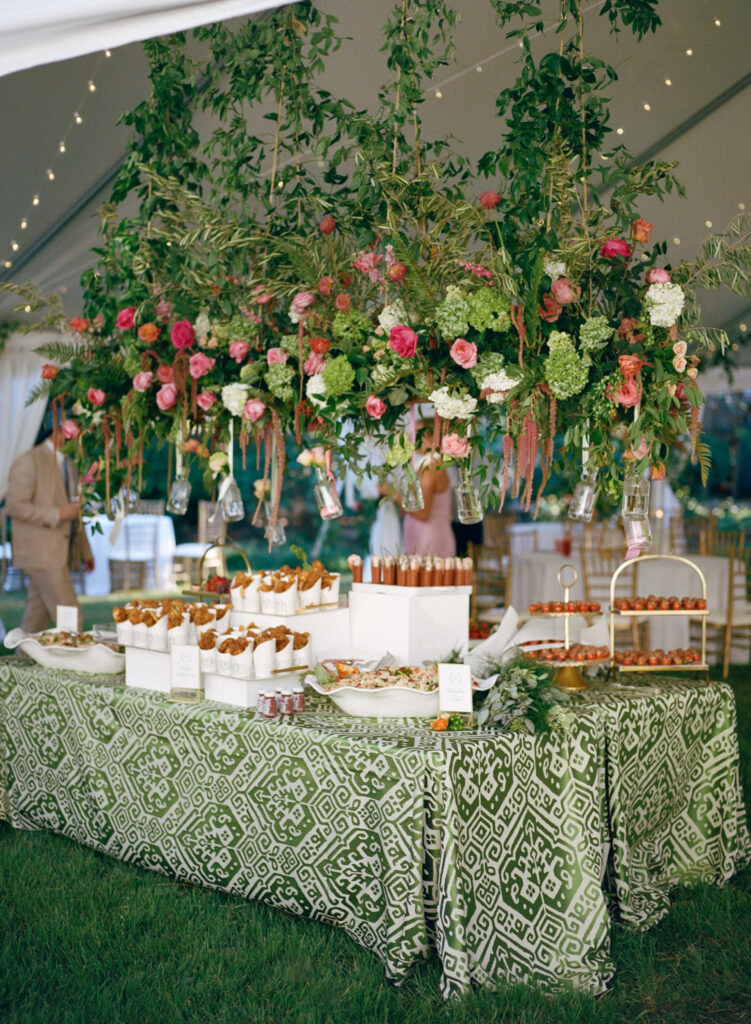 Tented wedding at The Colonnade House in Columbus, MS
