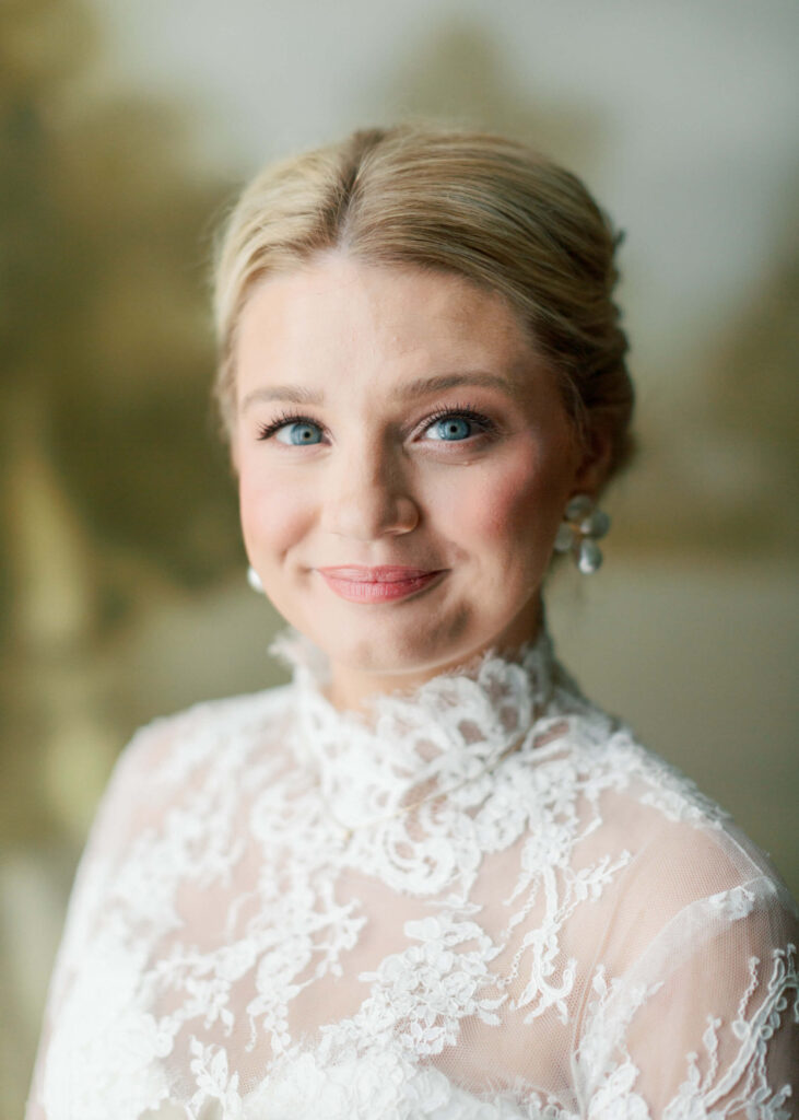 Bridal portraits in the green room at The Farrell in Birmingham, AL