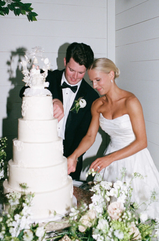 Wedding reception at Ridge Pointe in Alpine, AL
