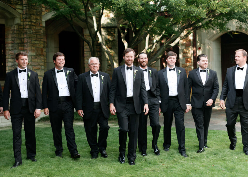 Wedding photos at Independent Presbyterian Church in Birmingham, AL