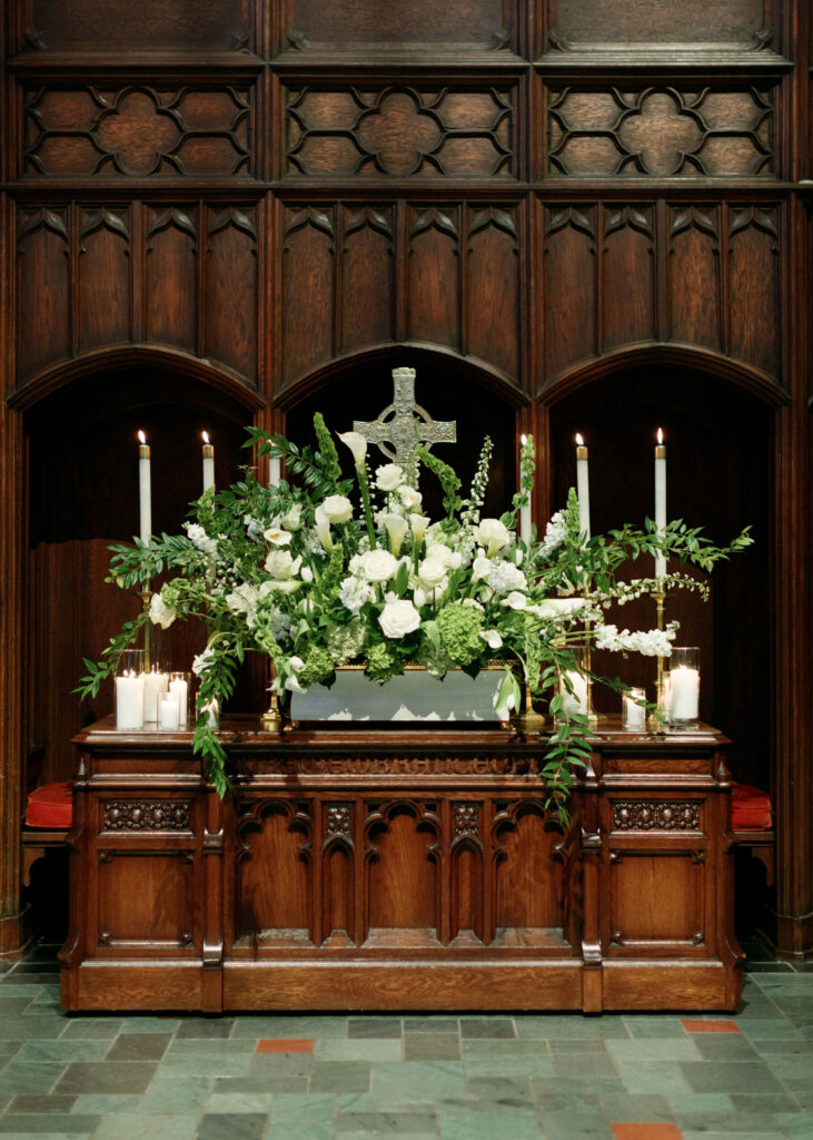 Wedding photos at Independent Presbyterian Church in Birmingham, AL