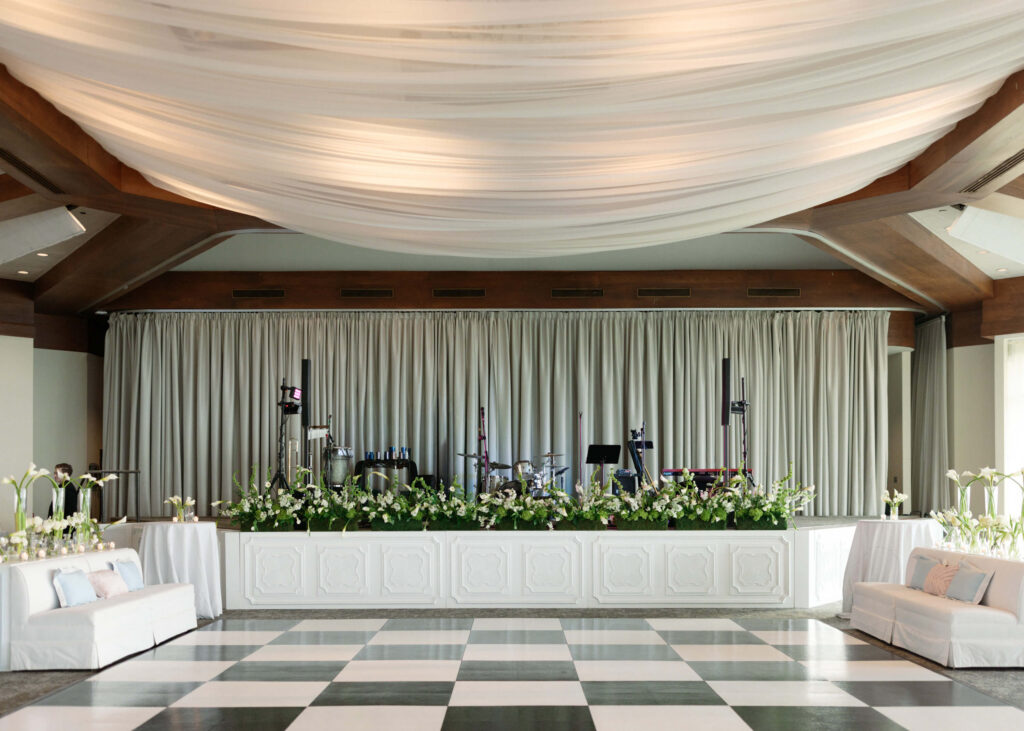 Wedding photos at The Club in Birmingham, AL