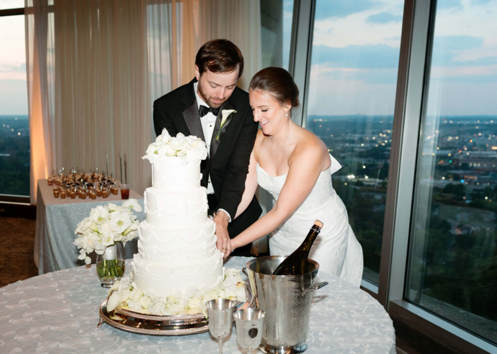 Wedding photos at The Club in Birmingham, AL